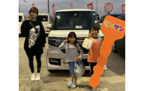 10 8ホンダn Boxカスタムご納車 おめでとうございます 新古車 未使用車専門店の軽自動車納車式ご紹介 ソーサン公式サイト