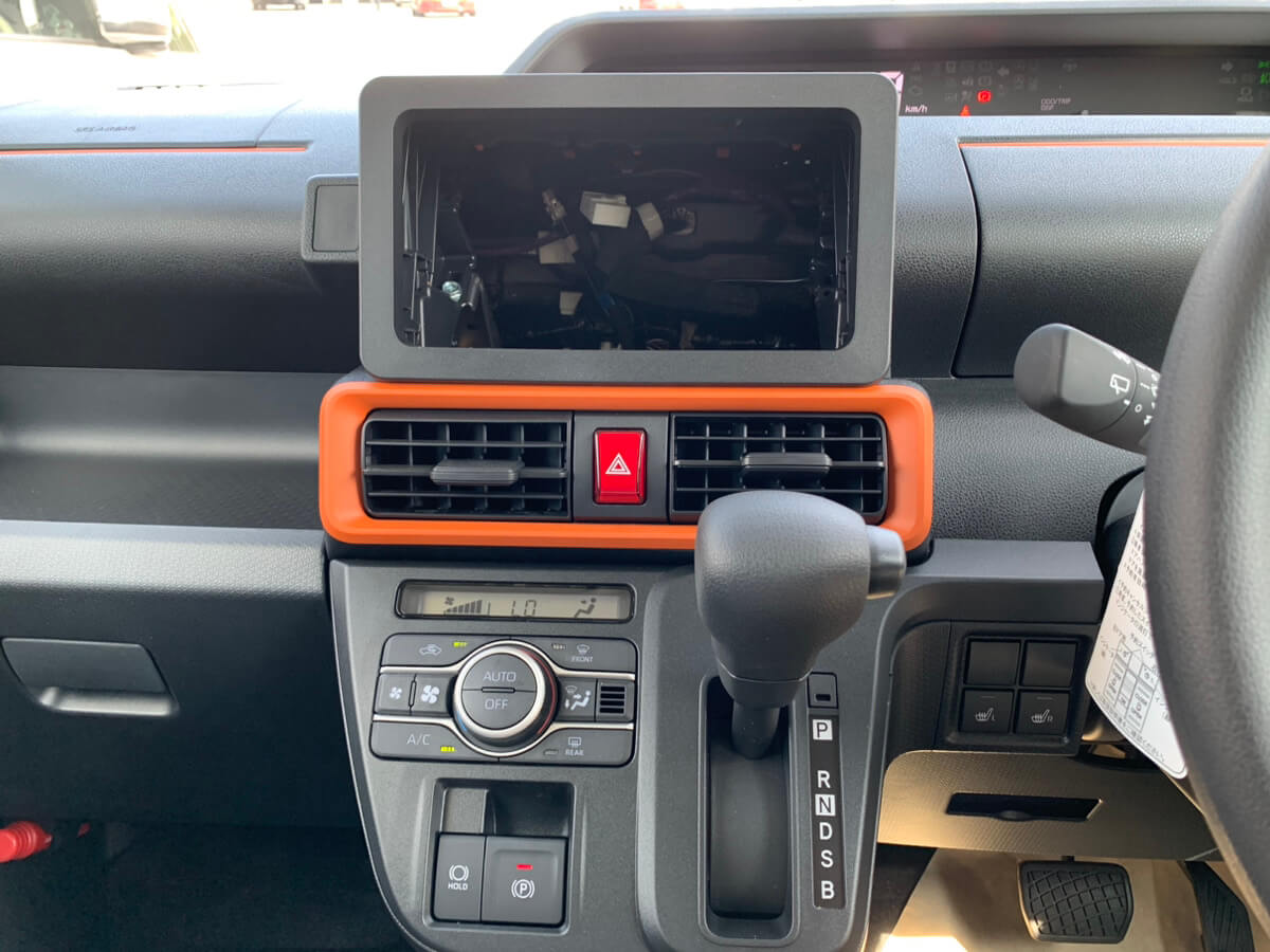 新車みたいなタント、お得にゲット！広々空間でドライブ楽しもう♪