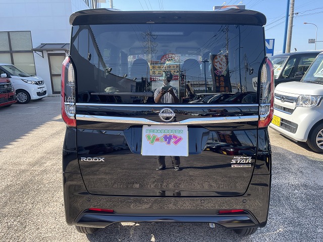 新古車ルークス