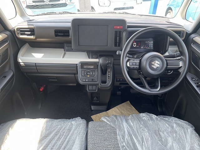 新古車スペーシアHYBRID-G
