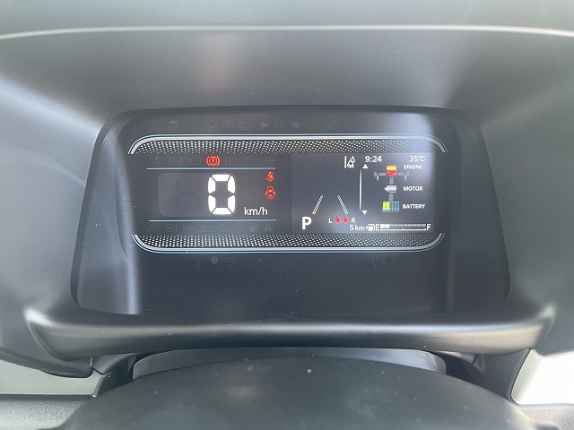 新古車スペーシアHYBRID-G