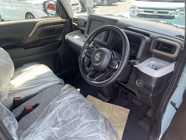 新古車スペーシアHYBRID-G