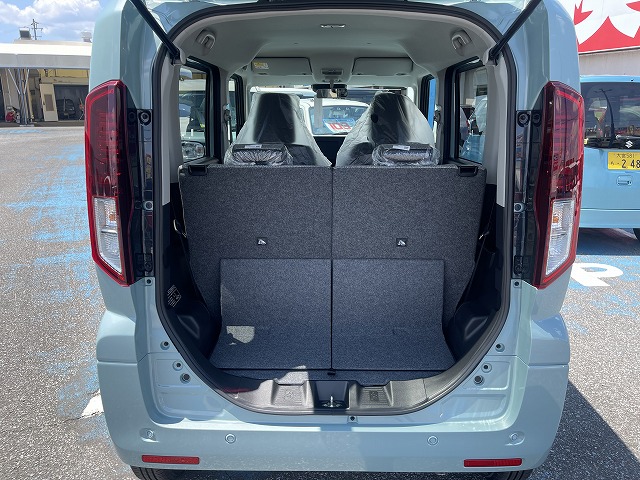 新古車スペーシアHYBRID-G