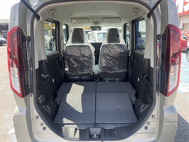 新古車の軽自動車
