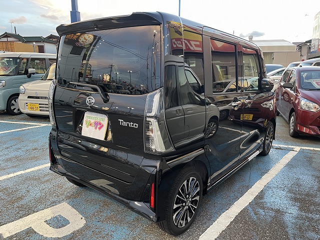 新古車の軽自動車