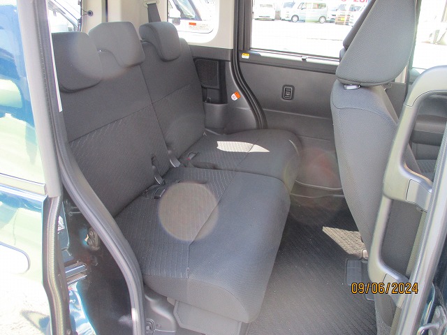 中古車のタンク