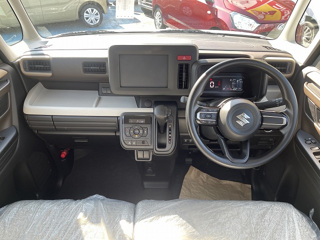 新古車スペーシアG、ファミリーカーとしても大活躍！