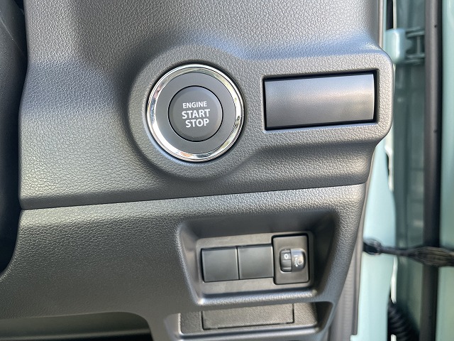 スペーシアG、充実装備で快適なドライブをサポート！