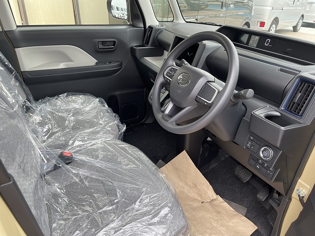 新車のような輝き！タント X の新古車。