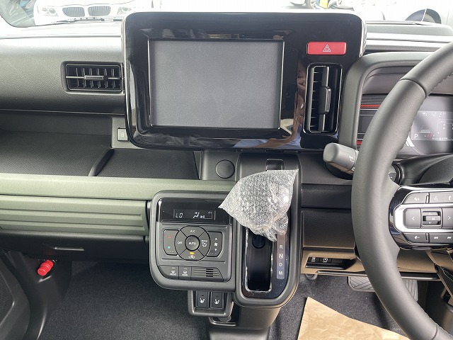 未使用車・新古車の軽自動車専門店ソーサン4号草加インター店｜スズキ