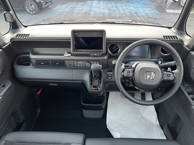 中古車 N-BOXカスタム ターボ