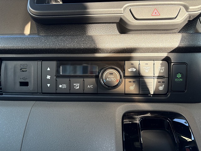 未使用車・新古車の軽自動車専門店ソーサン草加・足立店｜ホンダ・N