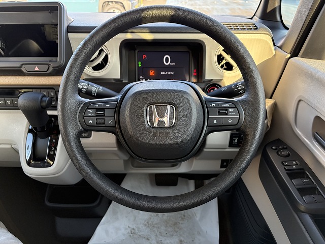 N-BOX新古車、新車よりお得にゲット！