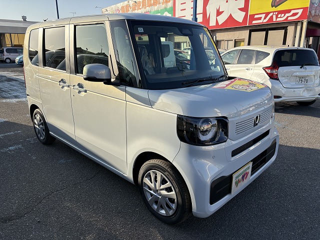 おしゃれなデザイン！N-BOX新古車で個性を表現