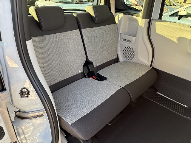 憧れのN-BOX、新古車で夢を叶えよう！