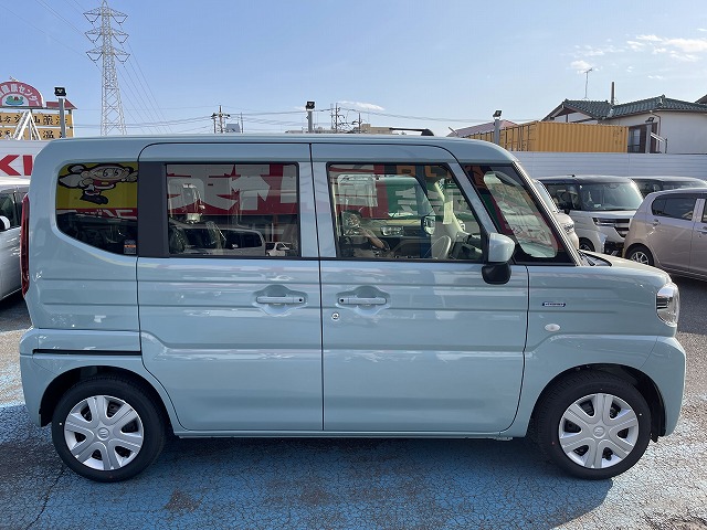 新古車スペーシアX、維持費を抑えてカーライフを楽しもう。