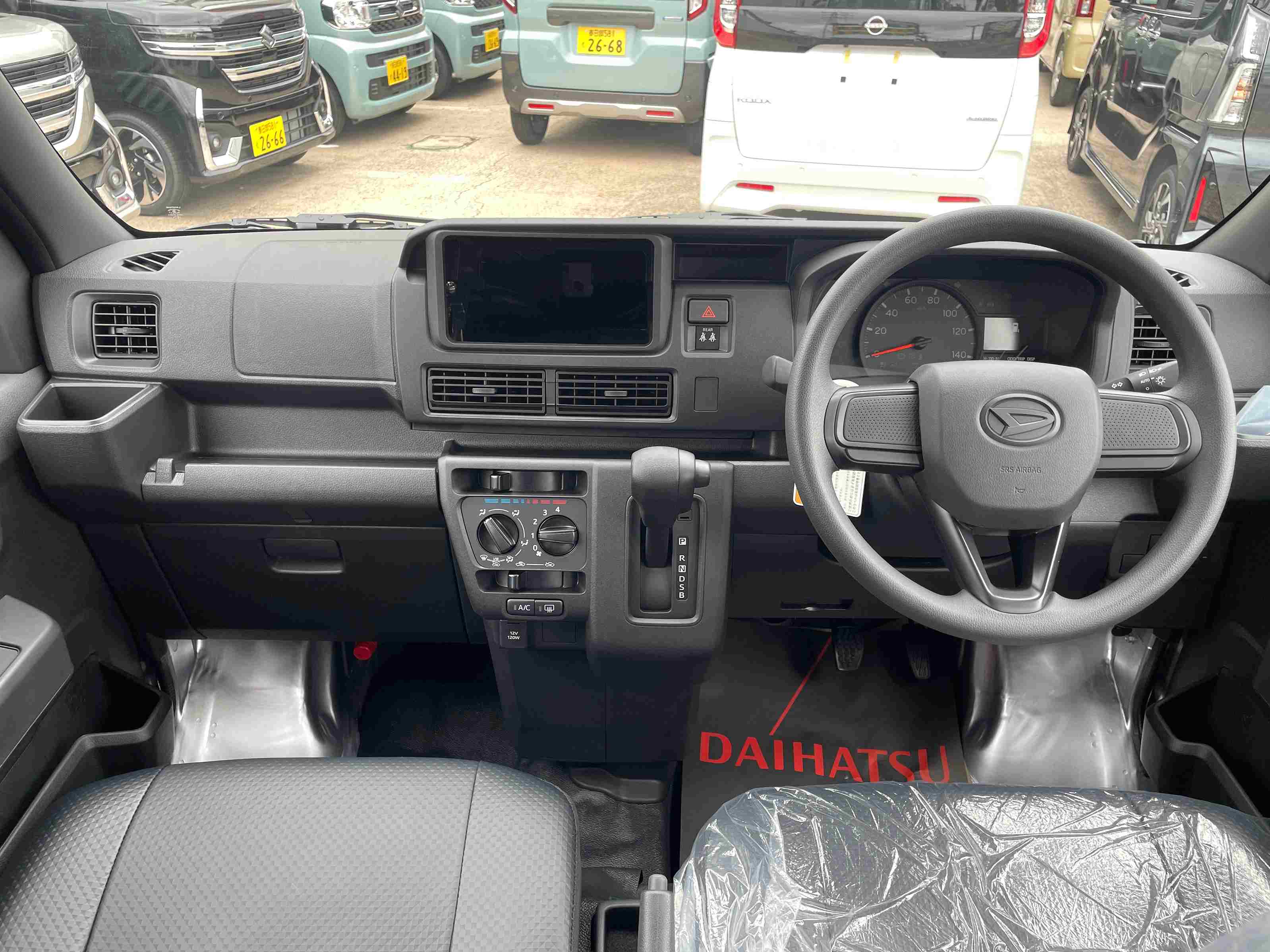 登録済未使用車がお得！ハイゼットカーゴ スペシャル。