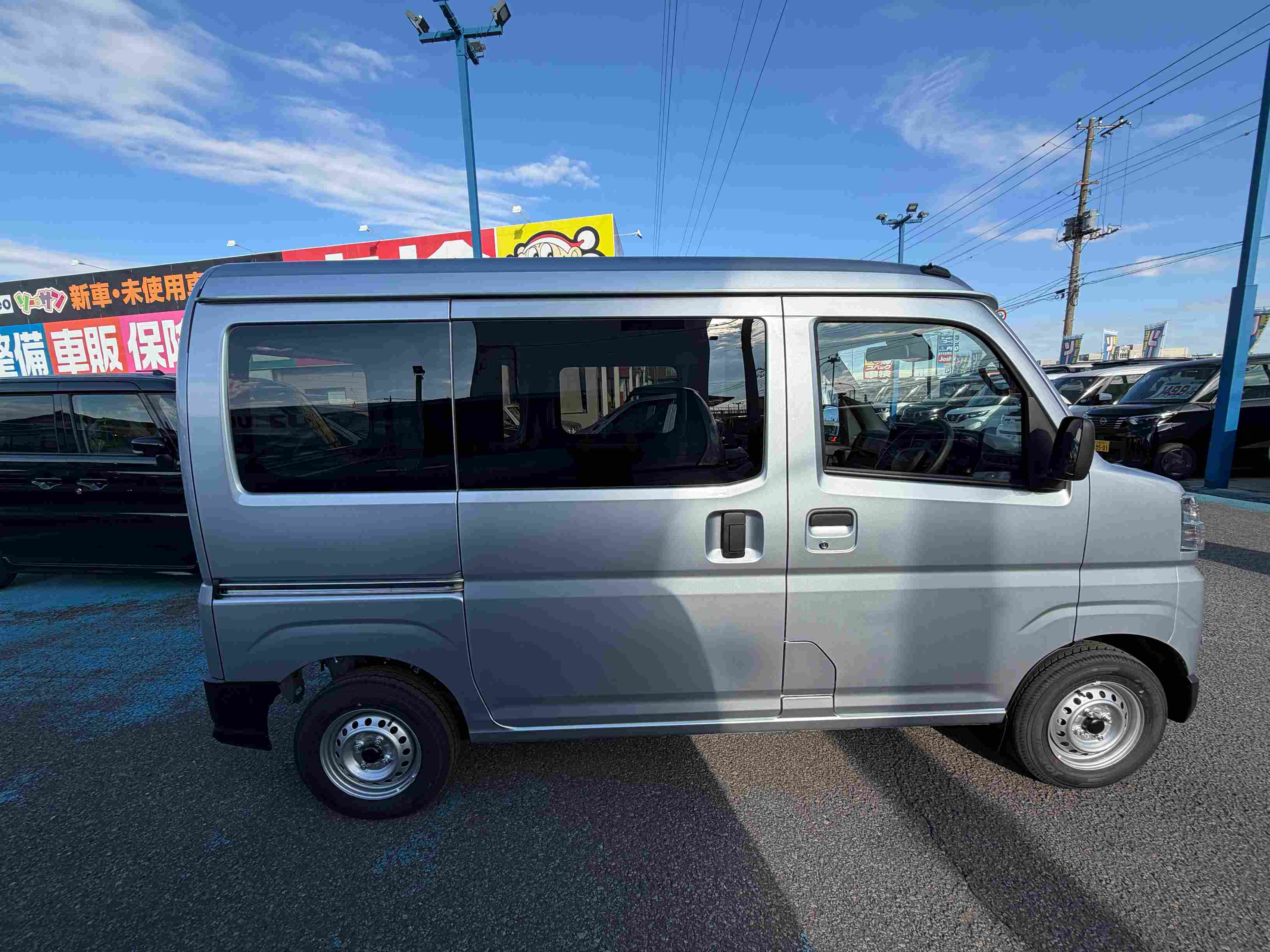未使用車・新古車の軽自動車専門店ソーサン草加・足立店｜ダイハツ 