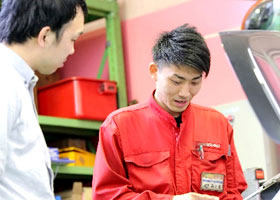 スタッフ画像２